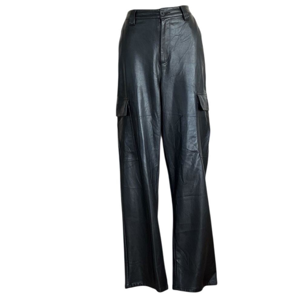 Asos Pants Women's 8 Tall, Black Faux Leather, Cargo, Wide Leg. EUC
